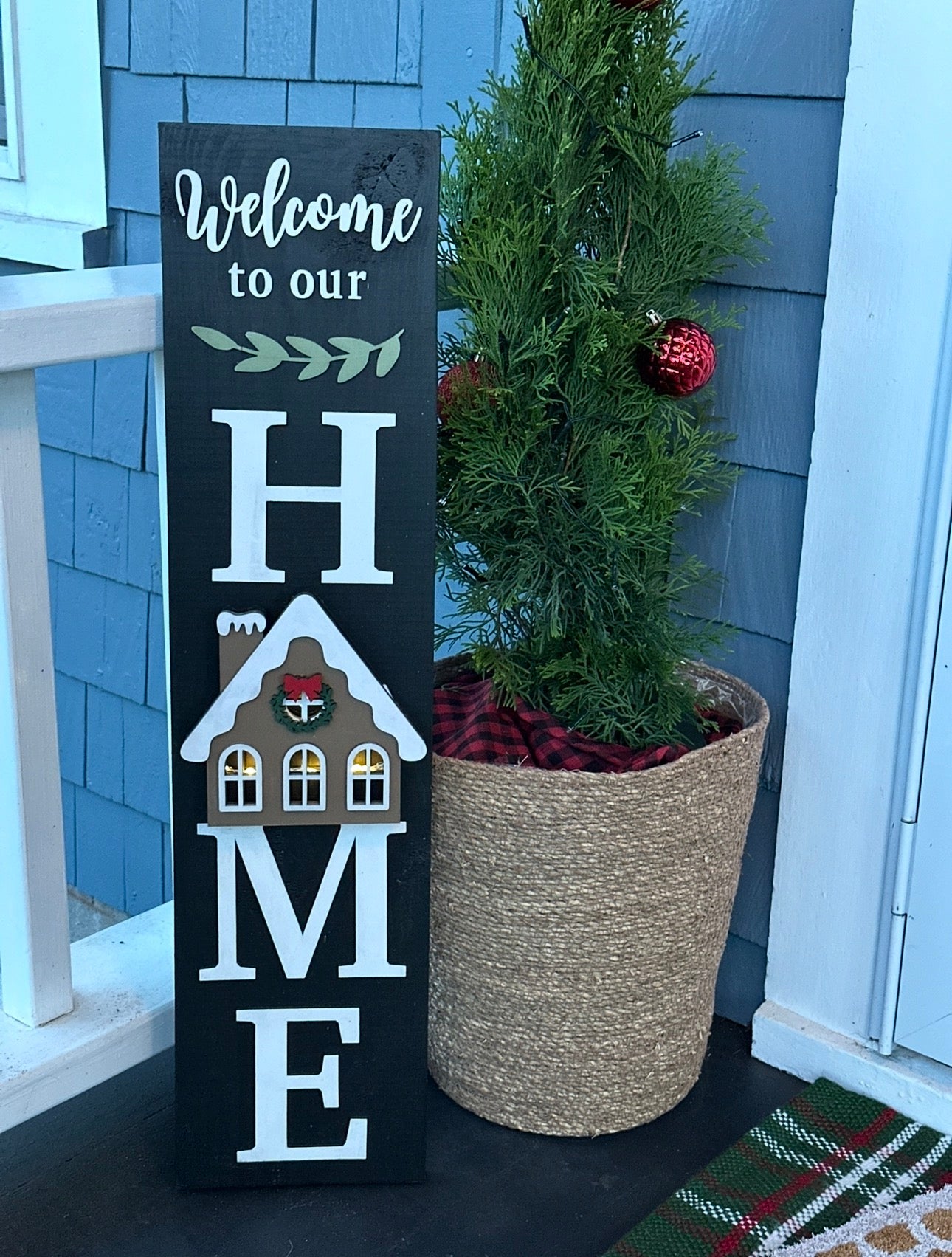 Light up Gingerbread House for interchangeable Porch sign