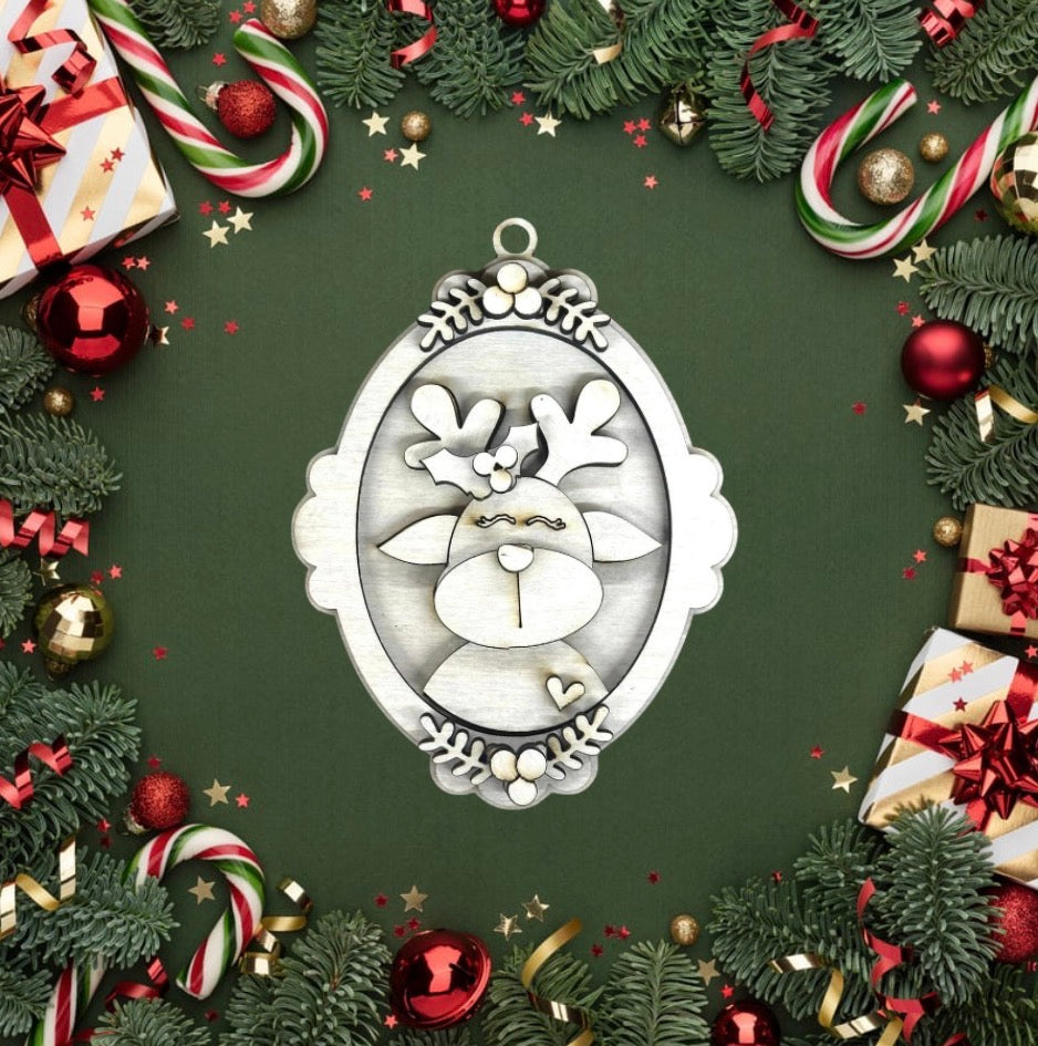 2025 DIY Holiday Ornament Bar