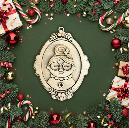 2025 DIY Holiday Ornament Bar