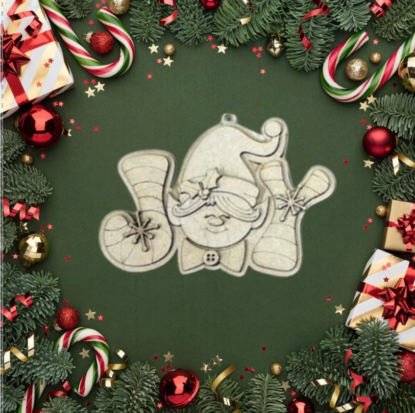 2025 DIY Holiday Ornament Bar