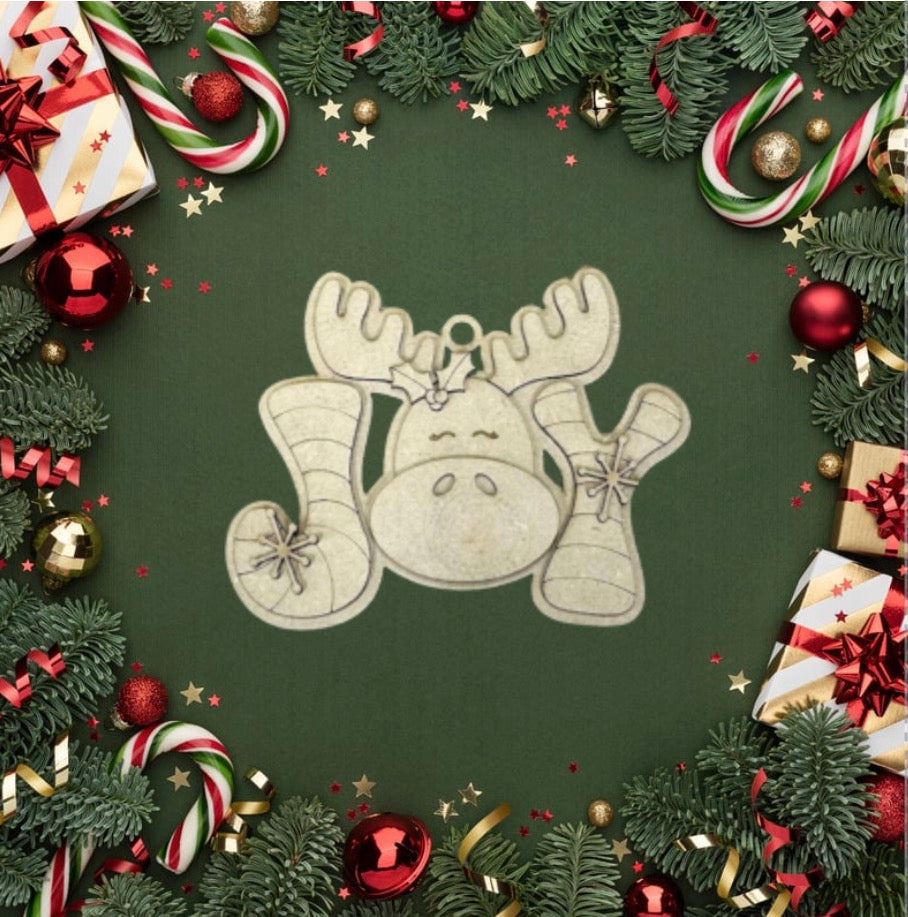 2025 DIY Holiday Ornament Bar