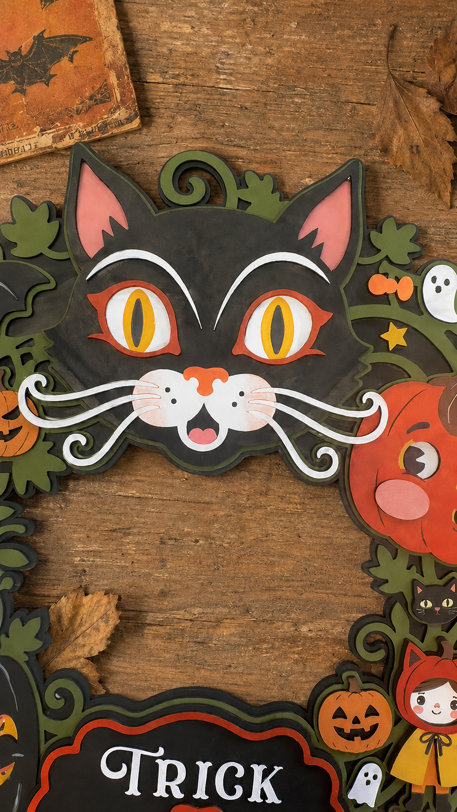 Retro Vintage Style Halloween Wreath